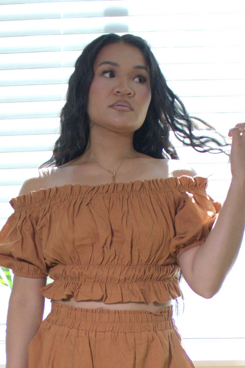 off the shoulder ruffle cropped top