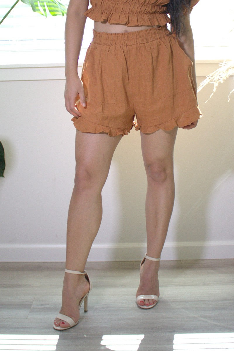 women's ruffled hem shorts 
